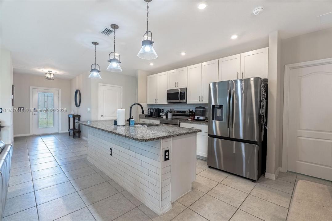 10609 SW Vasari Way, Port St. Lucie, Florida 34987