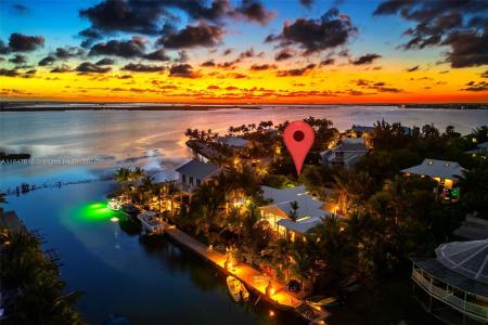 17054 Coral Dr, Sugarloaf, Florida 33042, USA