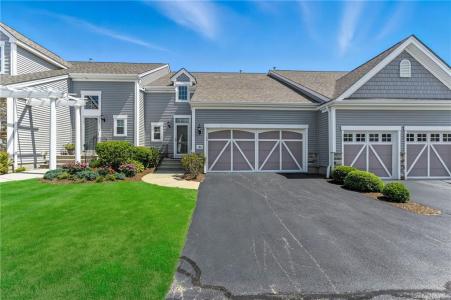 156 Hampton Way, South Kingstown, RI 02879, USA