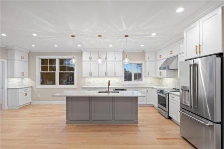 25 Scallop Shell Road, Narragansett, Rhode Island 02882