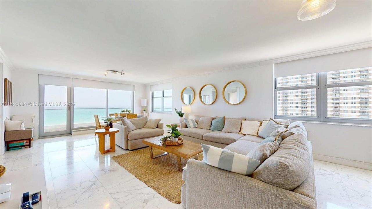 1912 S Ocean Dr 9A, Hallandale Beach, Floride 33009, États-Unis