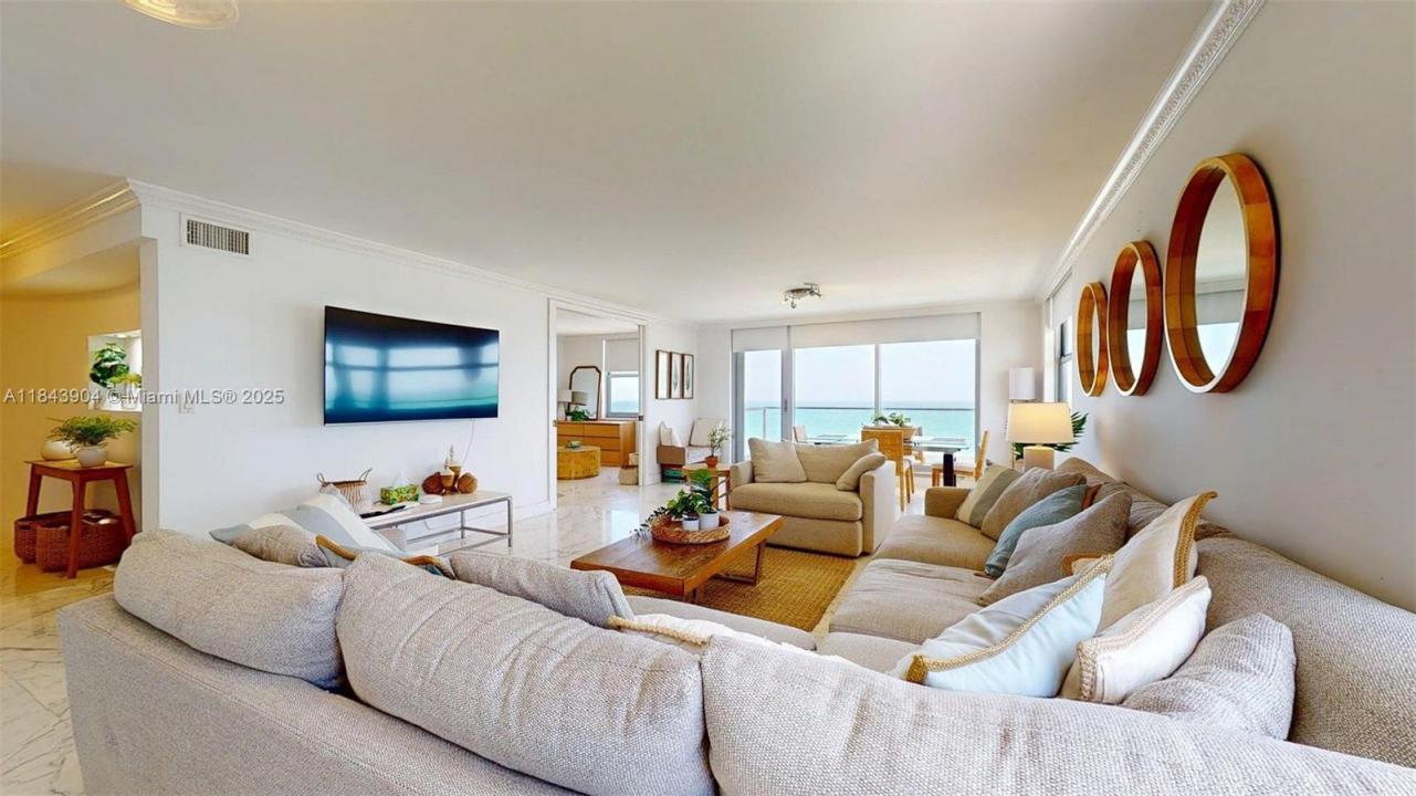 1912 S Ocean Dr 9A, Hallandale Beach, Floride 33009, États-Unis