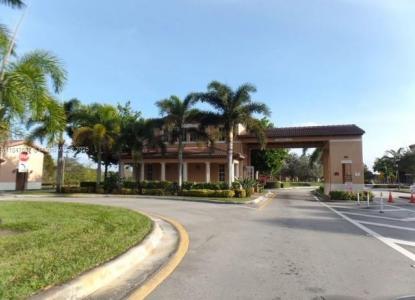 929 SW 147th Ave 2008, Pembroke Pines, Florida 33027, USA