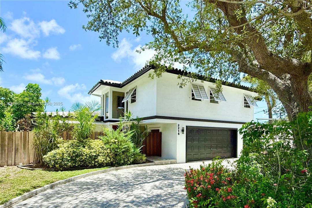 2216 NE 18th Ave, Wilton Manors, Florida 33305