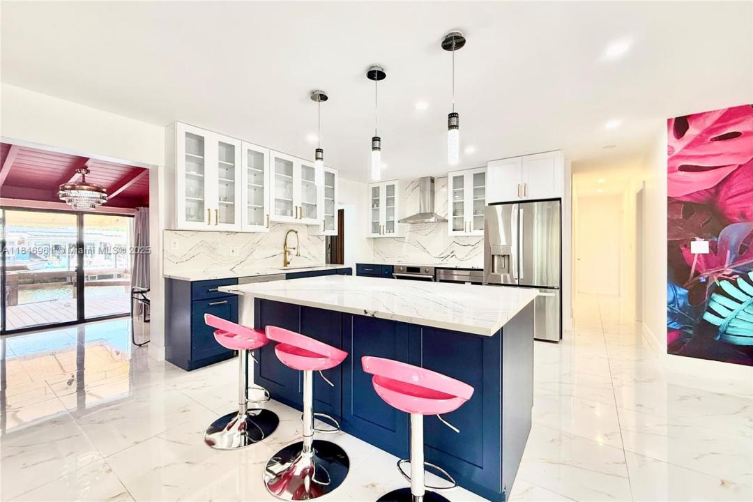 2216 NE 18th Ave, Wilton Manors, Florida 33305