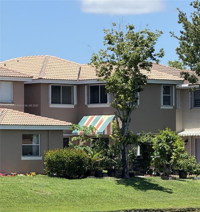 9430 NW 55th Street, Sunrise, Florida 33351