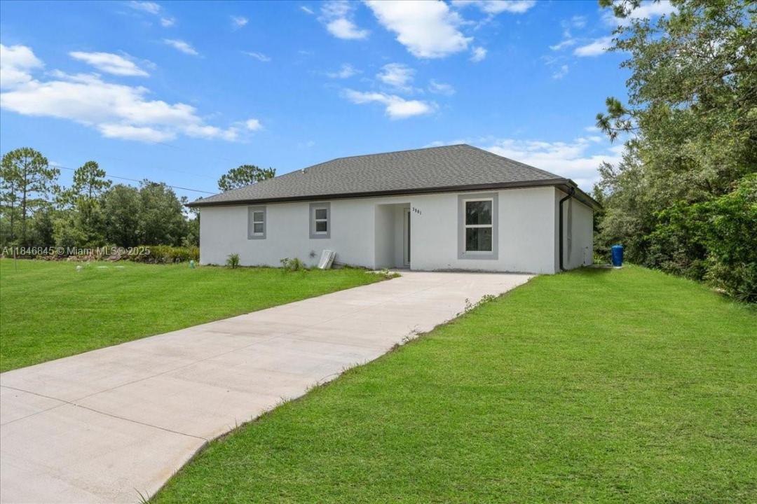 3801 E 20 th ST, Lehigh Acres, Florida 33929