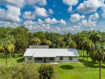3631 6th Ave SE, Naples, Florida 34117, USA