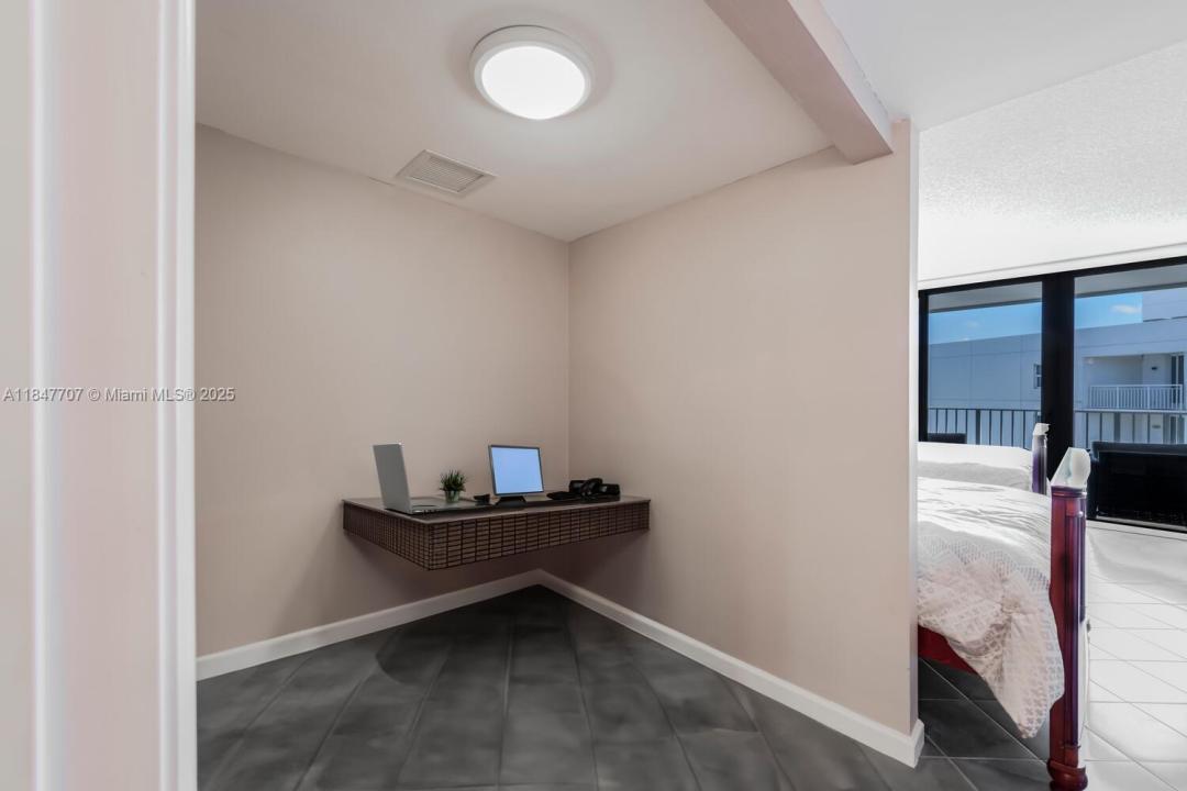 3590 S Ocean Blvd 707, South Palm Beach, פלורידה 33480, ארצות הברית של אמריקה
