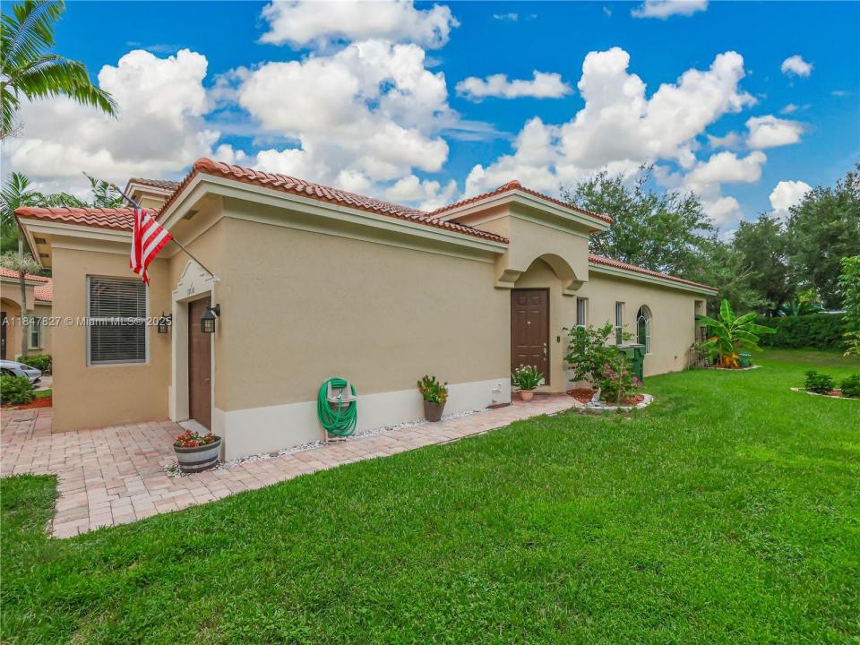 3910 NE 10th Dr, Homestead, Floride 33033, États-Unis