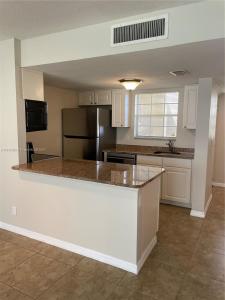 6323 La Costa Dr A, Boca Raton, Florida 33433, USA