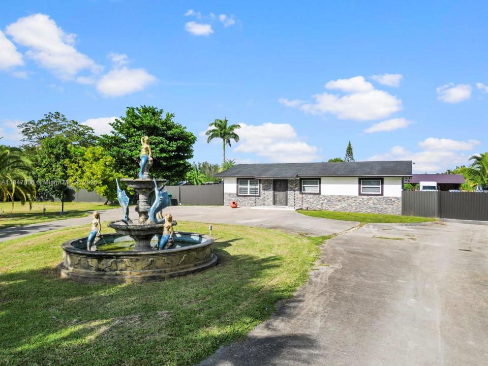 15305 SW 209th Ave, Miami, Florida 33187, Estados Unidos