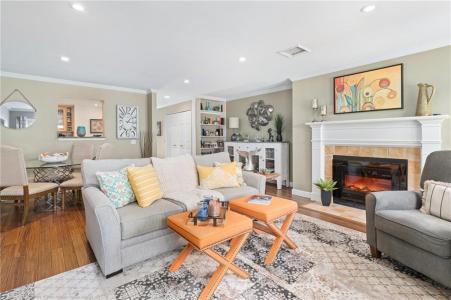 43 Lawton Brook Lane, Portsmouth, RI 02871, USA