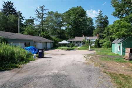 8 Kingstown Road, Richmond, RI 02898, USA