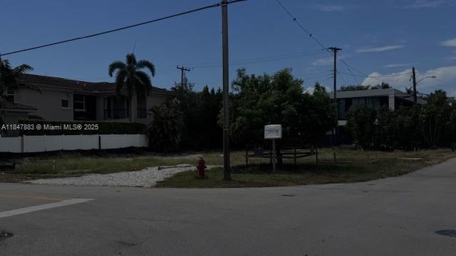450 NE 16th Ave, Fort Lauderdale, Florida 33301, USA