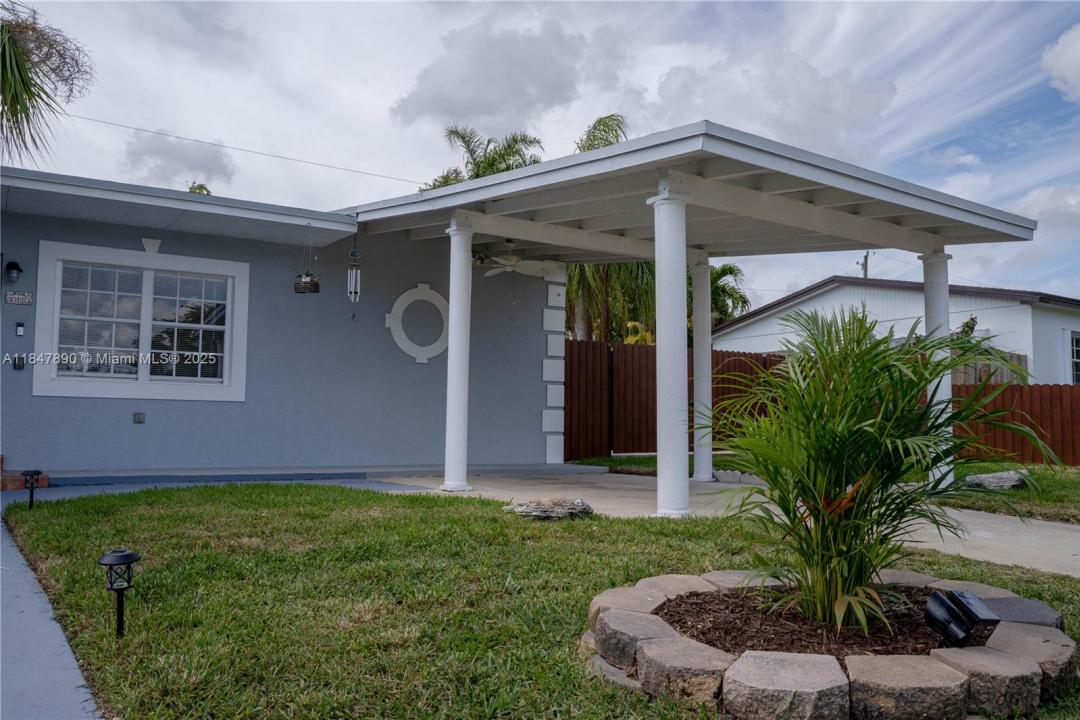 10120 Nicaragua Dr, Cutler Bay, Floryda 33189, USA