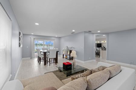 6458 Buena Vista Drive, Coral Bay, Margate, Florida 33065
