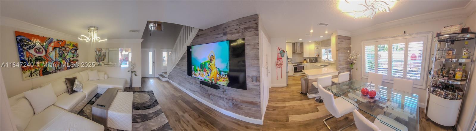 9894 NW 2nd Ct, Plantation, Florida 33324