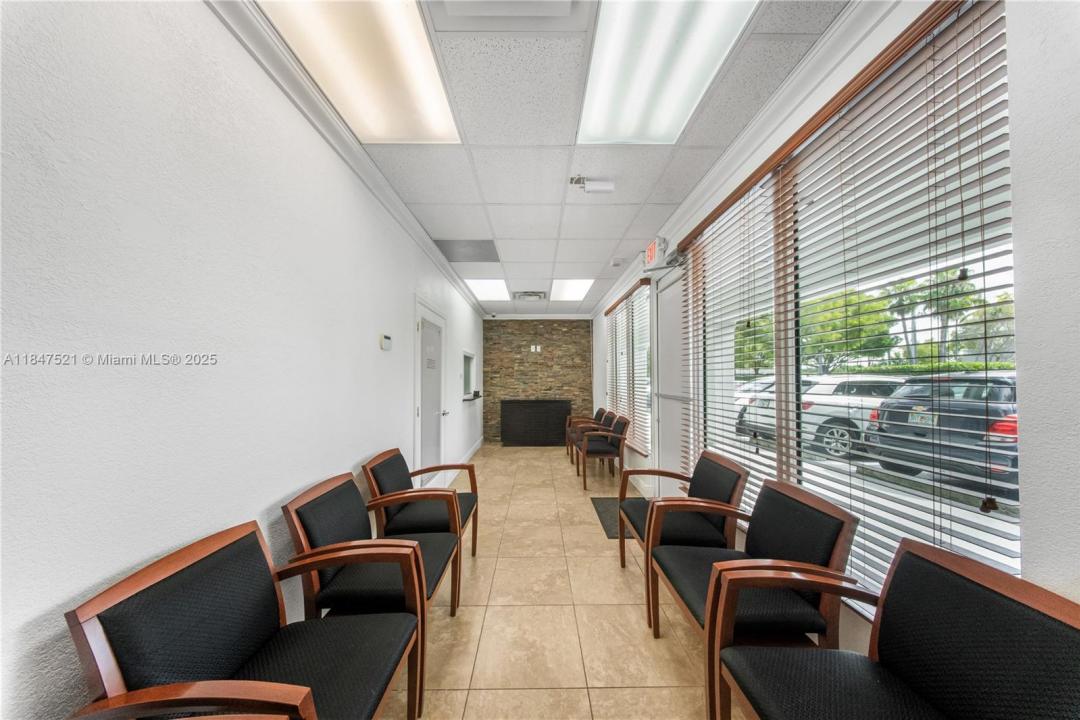 9560 SW 107th Ave 106A, Miami, Flórida 33176, Estados Unidos