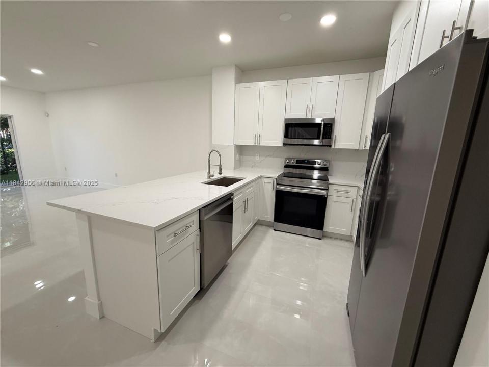 8132 SW 17th Ct, North Lauderdale, פלורידה 33068, ארצות הברית של אמריקה 