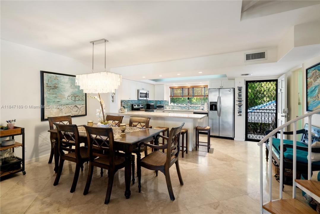 109 Sanctuary Dr, Key Largo, Florida 33037, USA