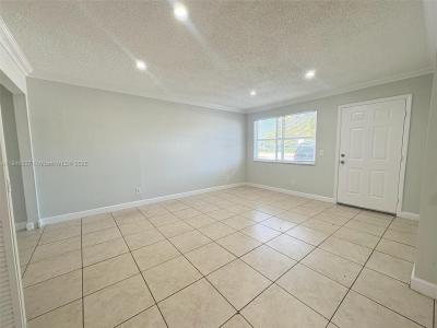 400 NW 65th Ave 106, Margate, Florida 33063, USA