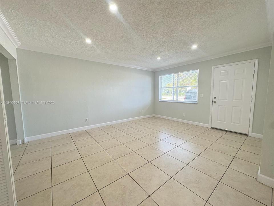 400 NW 65th Ave 106, Margate, Florida 33063