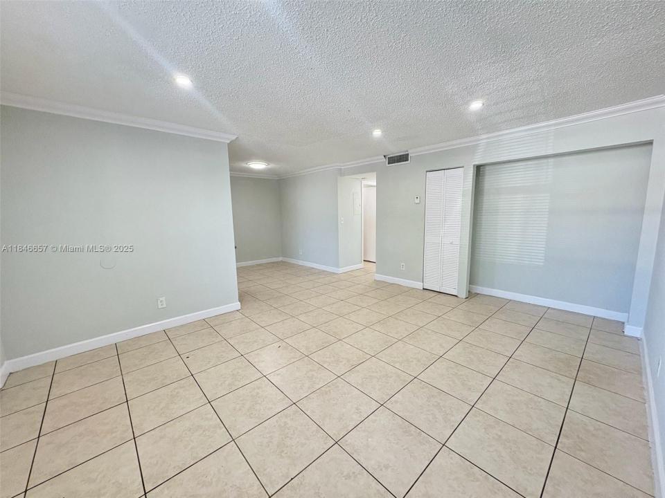 400 NW 65th Ave 106, Margate, Florida 33063