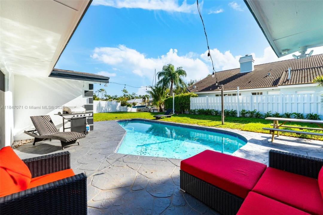 1200 NE 27th Way, Pompano Beach, 佛羅里達州 33062, 美國