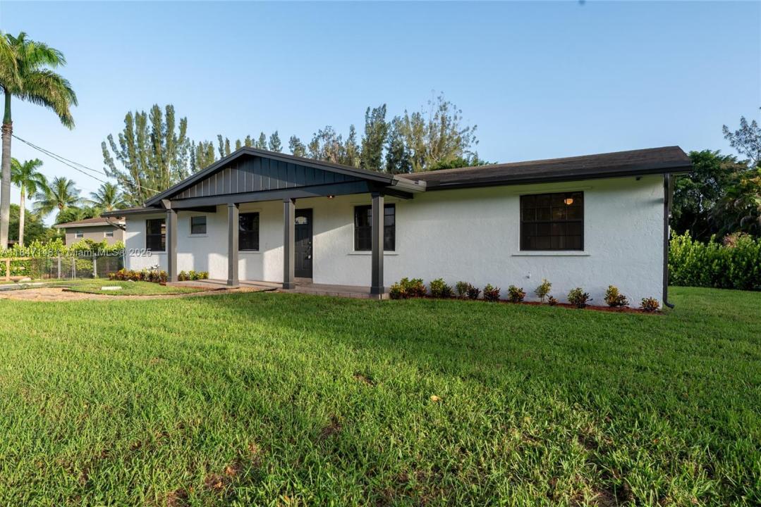 14230 SW 14th St, Davie, 佛罗里达州 33325, 美国