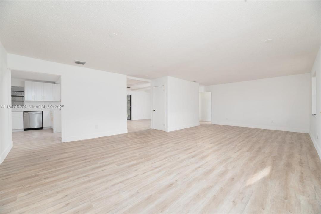 14230 SW 14th St, Davie, 佛罗里达州 33325, 美国