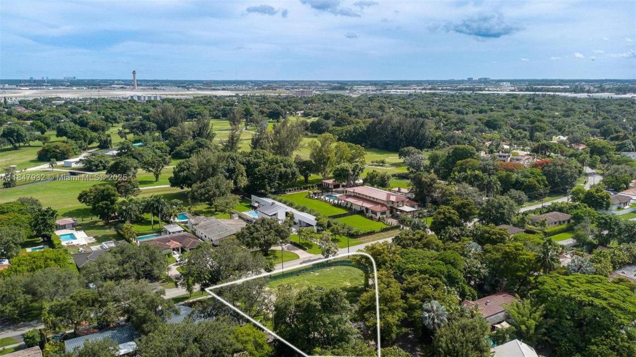 281 Hunting Lodge Dr, Miami Springs, Florida 33166, HOA KỲ