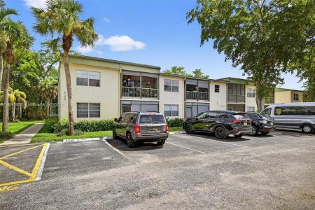 4164 NW 90th Ave 201, Coral Springs, Florida 33065, USA