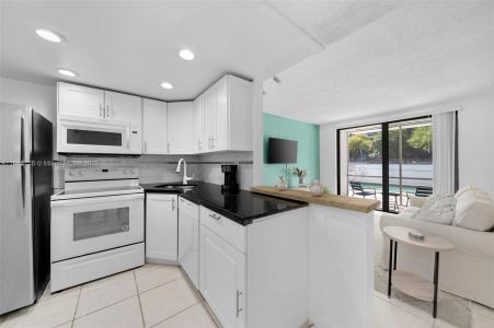 2345 NE 135th St 101, North Miami, Florida 33181, USA