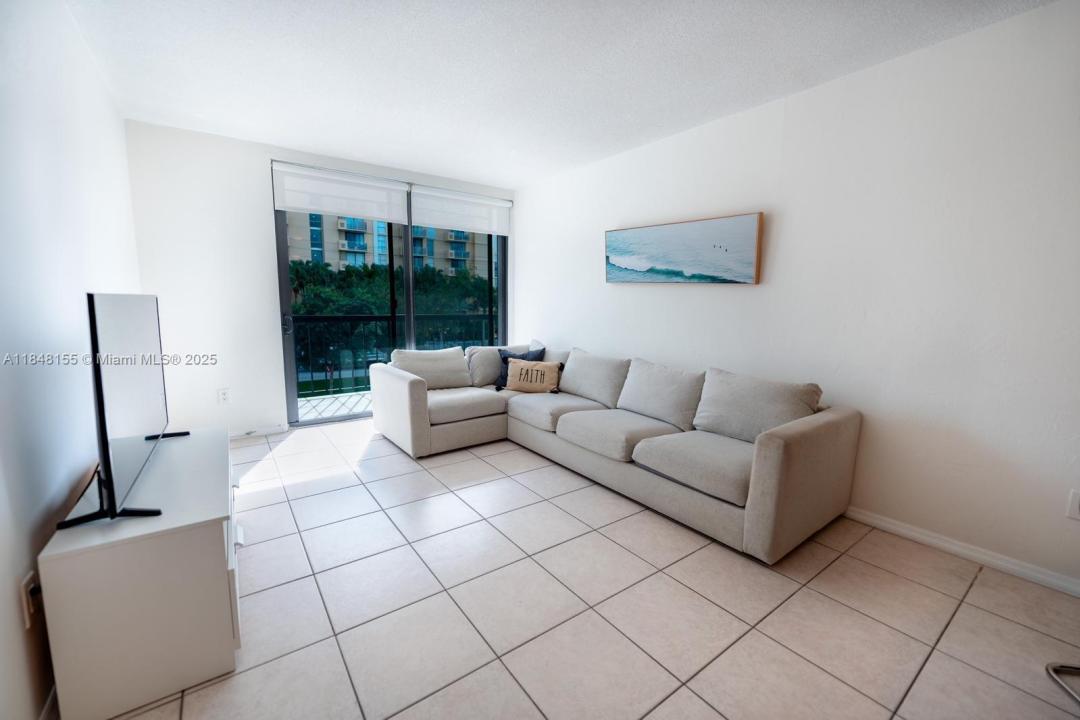2345 NE 135th St 307, North Miami, فلوريدا 33181, الولايات المتحدة