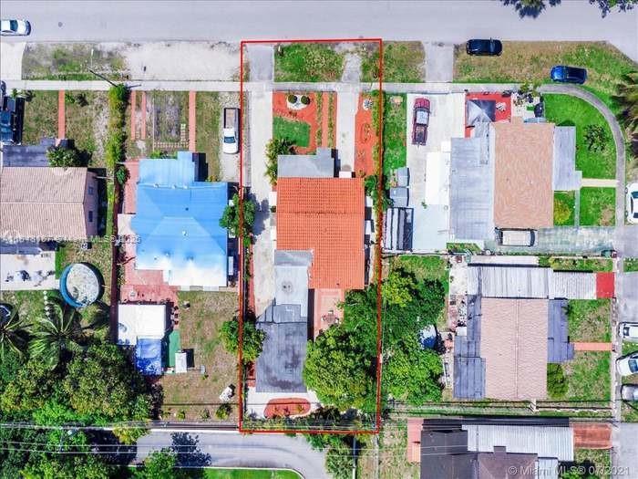 52 E 50th Pl, Hialeah, Flórida 33013, Estados Unidos