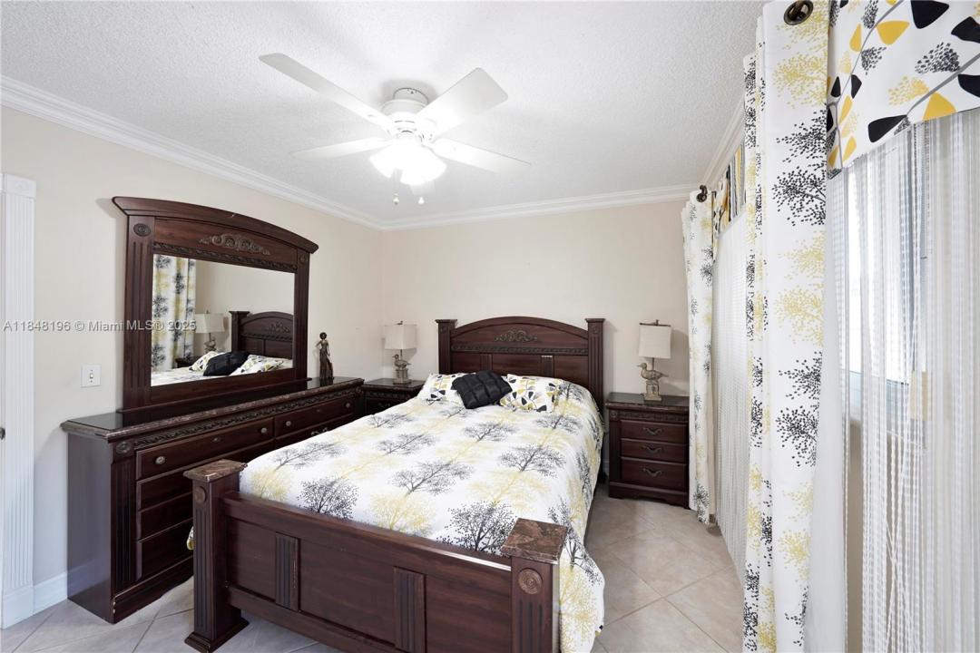 900 Atlantic Shores Blvd 215, Hallandale Beach, فلوريدا 33009, الولايات المتحدة