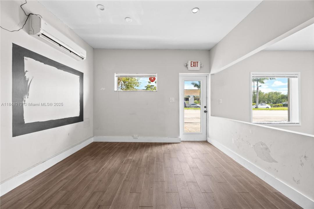 4151 W Hallandale Beach Blvd, West Park, Florida 33023, Amerika Birleşik Devletleri