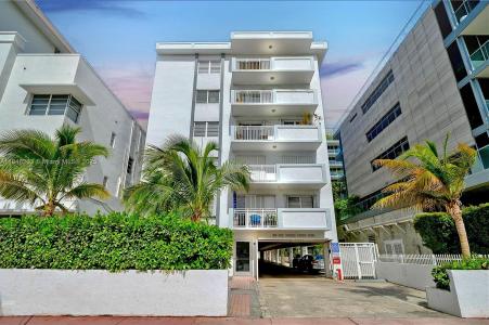 325 Ocean Dr 405, Miami Beach, Florida 33139, USA
