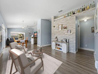 14310 SW 175th Ter, Miami, Florida 33177, USA