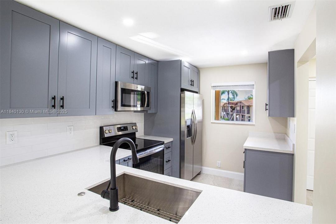 9431 Boca Cove Cir 1009, Boca Raton, Florida 33428