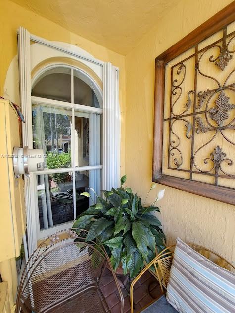 15059 SW 9th Ln, Miami, Флорида 33194, Соединенные Штаты
