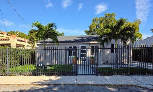 1361 NW 55th St, Miami, Florida 33142, USA