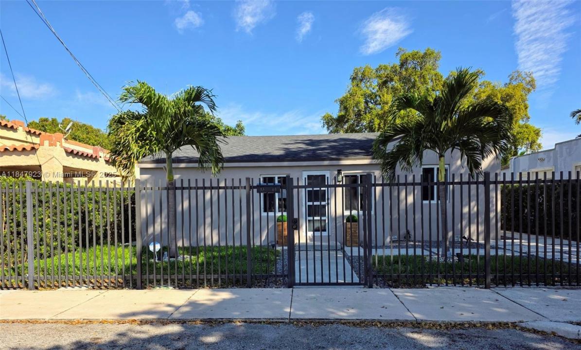 1361 NW 55th St, Miami, Florida 33142