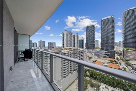 1100 S Miami Ave 1609, Miami, Florida 33130, USA