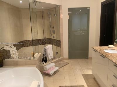 18911 Collins Ave 706, Sunny Isles Beach, Florida 33160, USA
