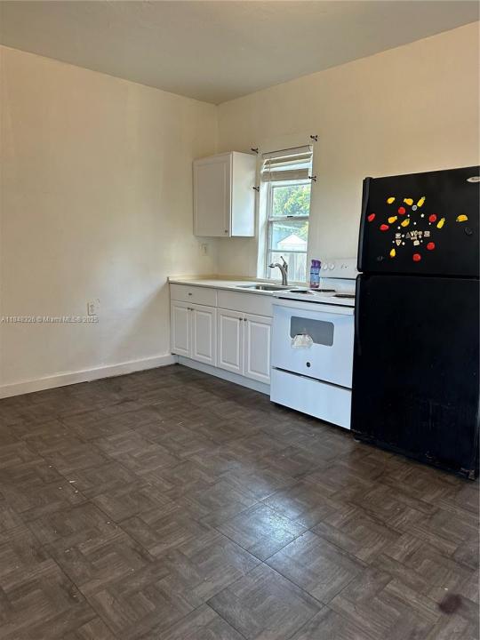 2711 SW 14th St B, Miami, Florida 33145, Estados Unidos