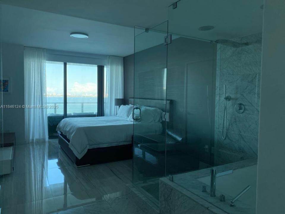 3131 NE 7th Ave 1706, Miami, Florida 33137, Stati Uniti