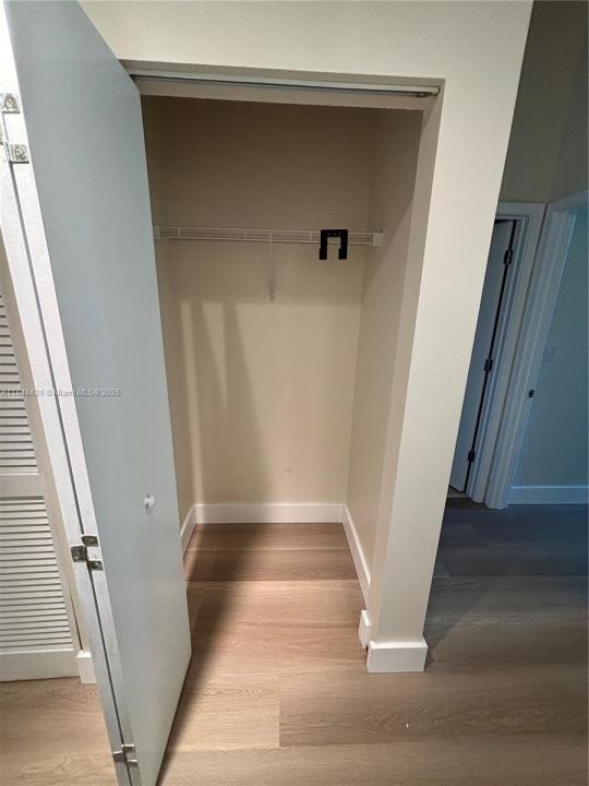 2001 Biscayne Blvd 2217, Miami, 佛罗里达州 33137, 美国