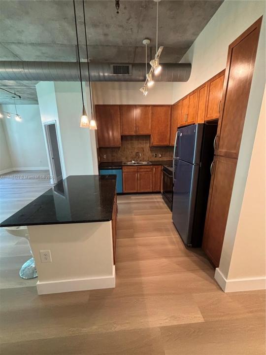 2001 Biscayne Blvd 2217, Miami, 佛罗里达州 33137, 美国